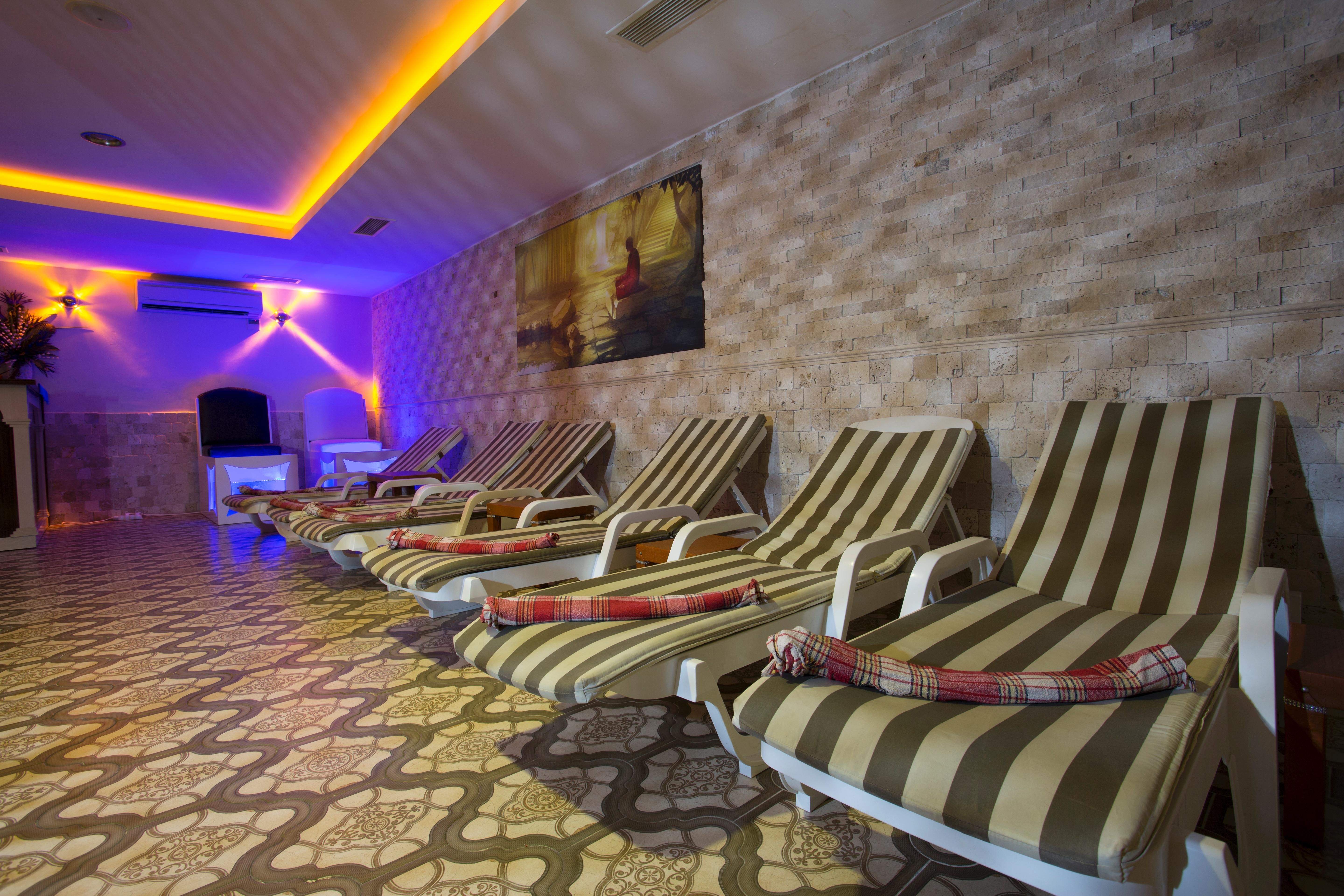 Merve Sun Hotel & Spa Side Exterior photo